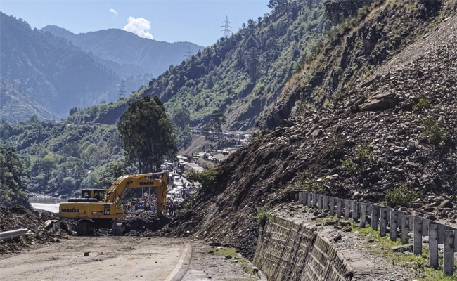 Jammu-Srinagar NH shut for second day as road clearance operations continue in Ramban